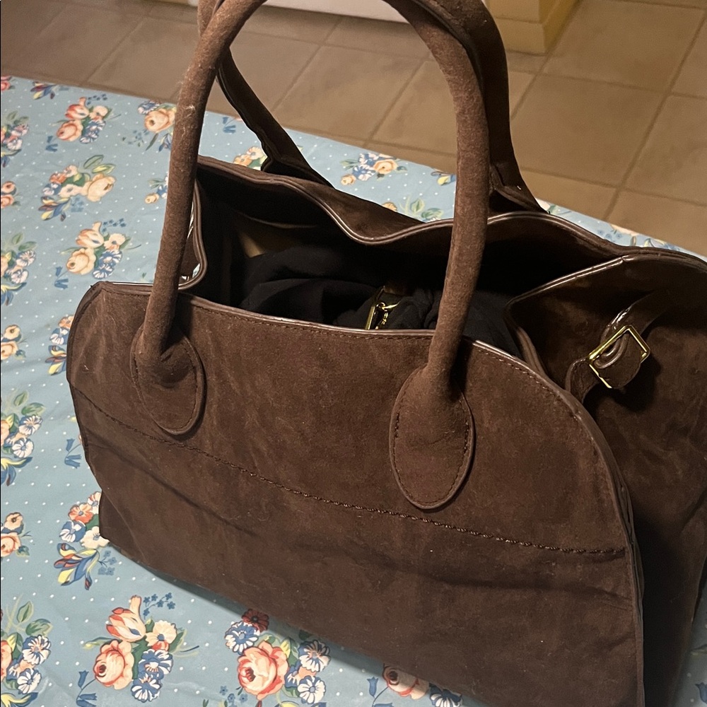Elegant brown Handbag
